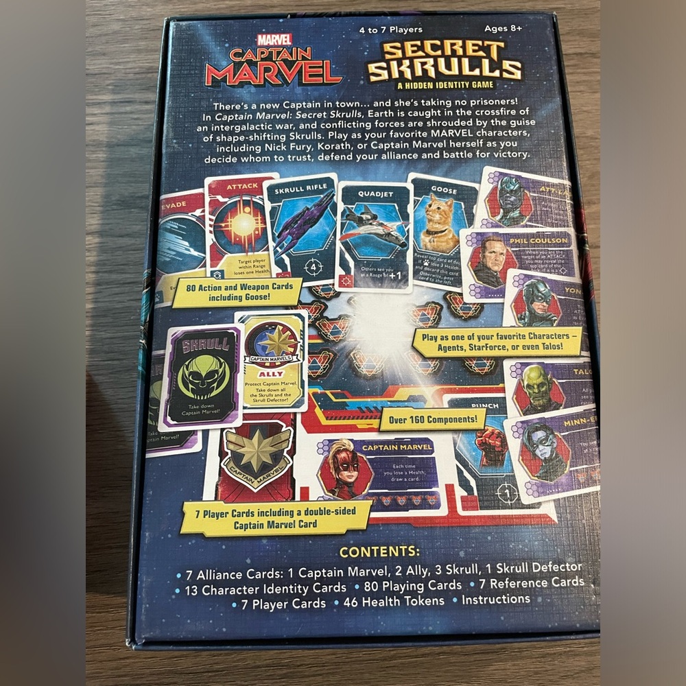 Captain Marvel board game - Picture 2 of 2